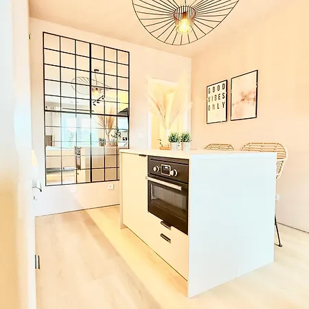 Komfort-studio In Oberwinter Bei Bonn - Mit Playstation 4 Apartman *