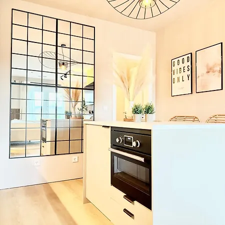 Komfort-studio In Oberwinter Bei Bonn - Mit Playstation 4 Remagen