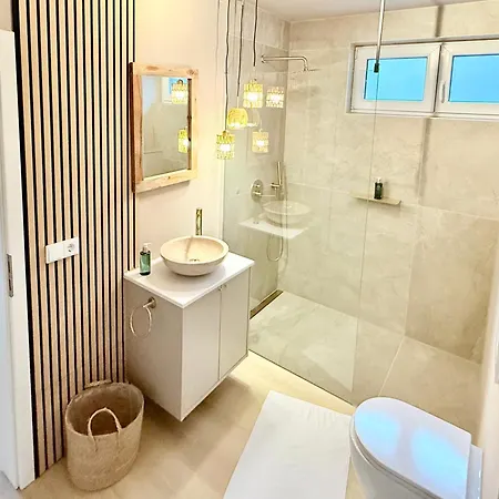 Komfort-studio In Oberwinter Bei Bonn - Mit Playstation 4