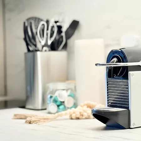 Komfort-studio In Oberwinter Bei Bonn - Mit Playstation 4 Apartment