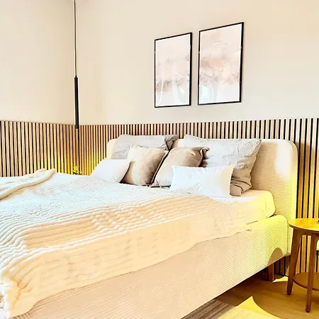 Komfort-studio In Oberwinter Bei Bonn - Mit Playstation 4