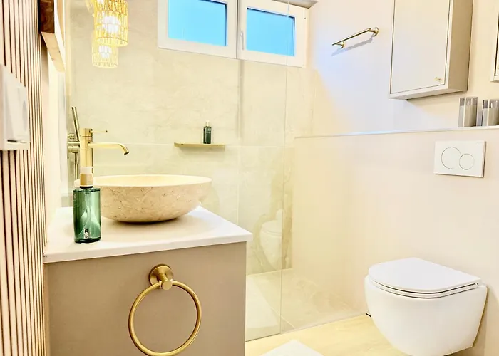 Komfort-studio In Oberwinter Bei Bonn - Mit Playstation 4 * 雷马根