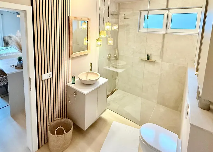 Komfort-studio In Oberwinter Bei Bonn - Mit Playstation 4